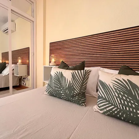 Coastal Feeling, Pools & Views Agata Apartment *