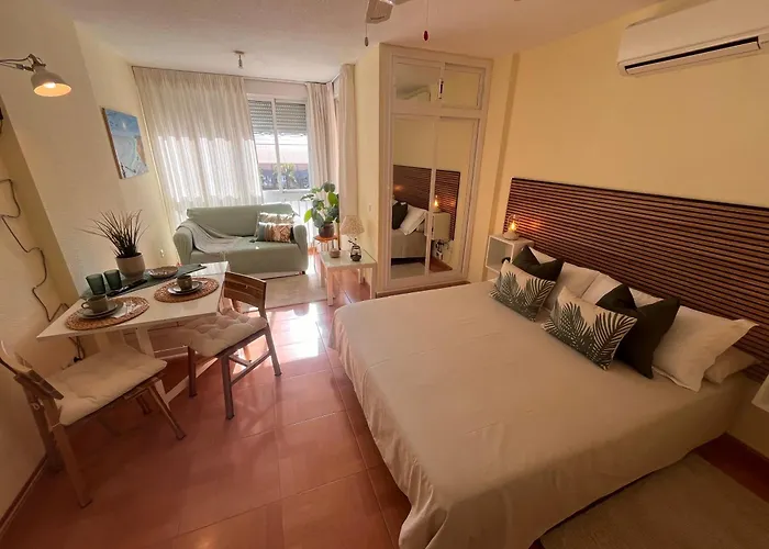 Luminoso Con Vistas A La Montana - Playa 15 Min A Pie Apartament Benalmádena
